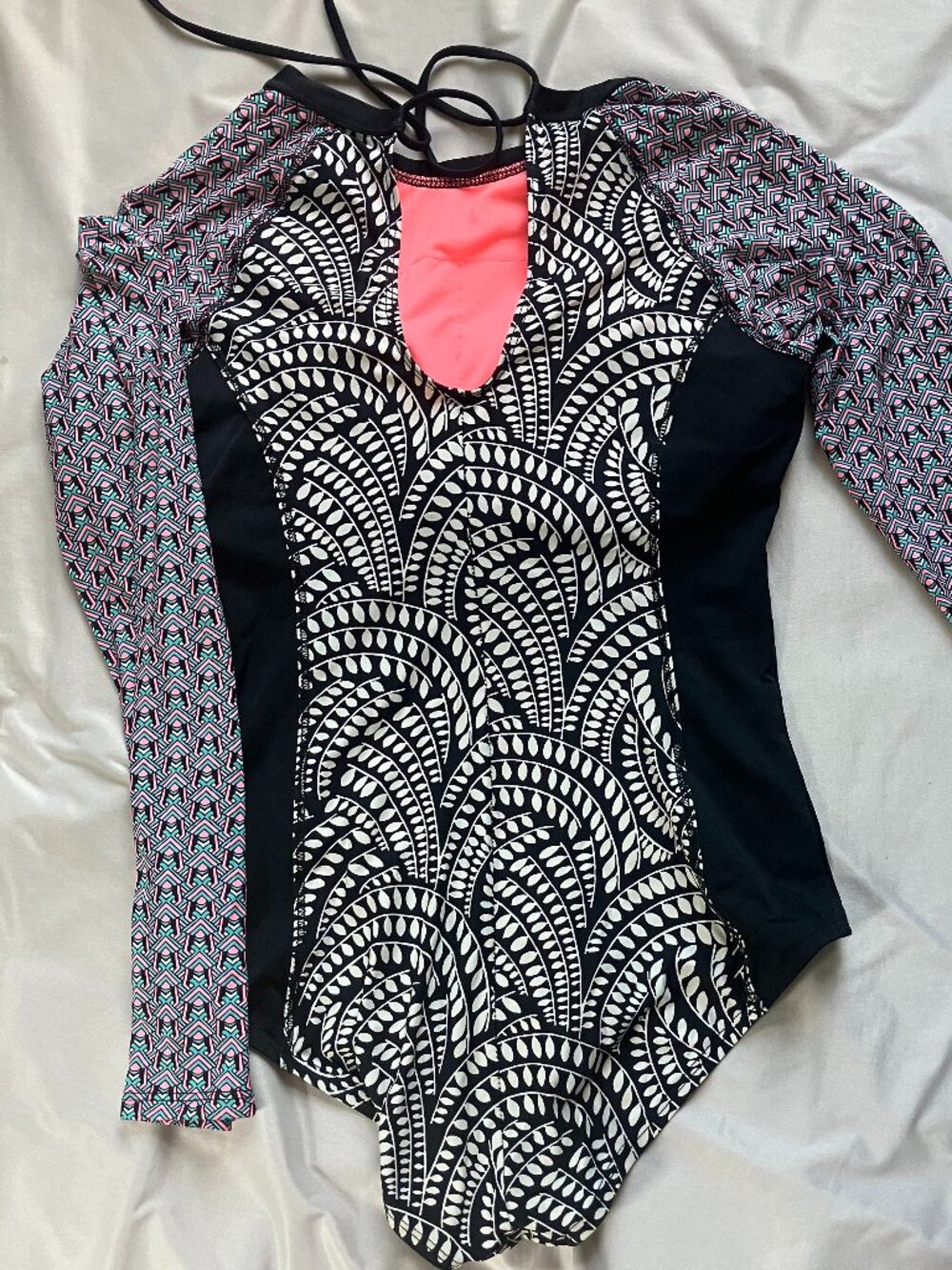 Title Nine Swimsuit long sleeve - Picture 2 of 4